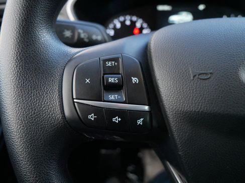 Used 2020 Ford Escape SE image 28