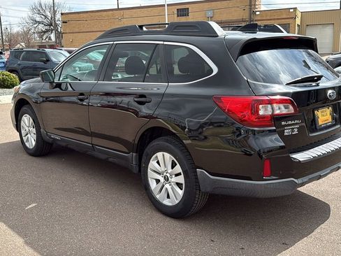 Used 2016 Subaru Outback 2.5i Premium image 7