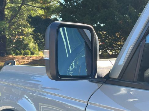 Used 2021 Ford Bronco Badlands image 12