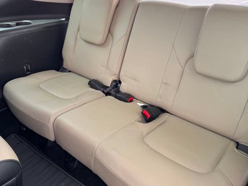 Used 2022 INFINITI QX80 Premium Select w/ All-Season Package AWD/4WD image 15