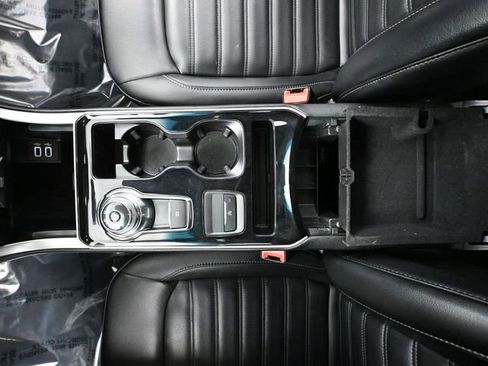 Used 2019 Ford Edge SEL w/ Equipment Group 201A image 34