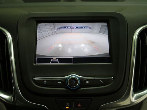 Used 2024 Chevrolet Equinox LS w/ Driver Confidence II Package FWD image 24