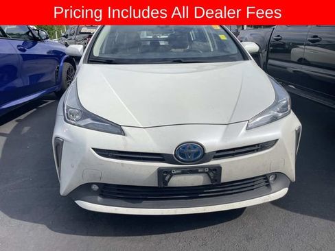 Used 2020 Toyota Prius LE AWD/4WD image 14