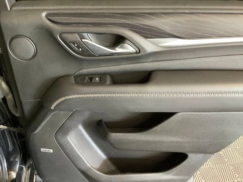 Used 2021 GMC Yukon Denali w/ Denali Premium Package AWD/4WD image 34