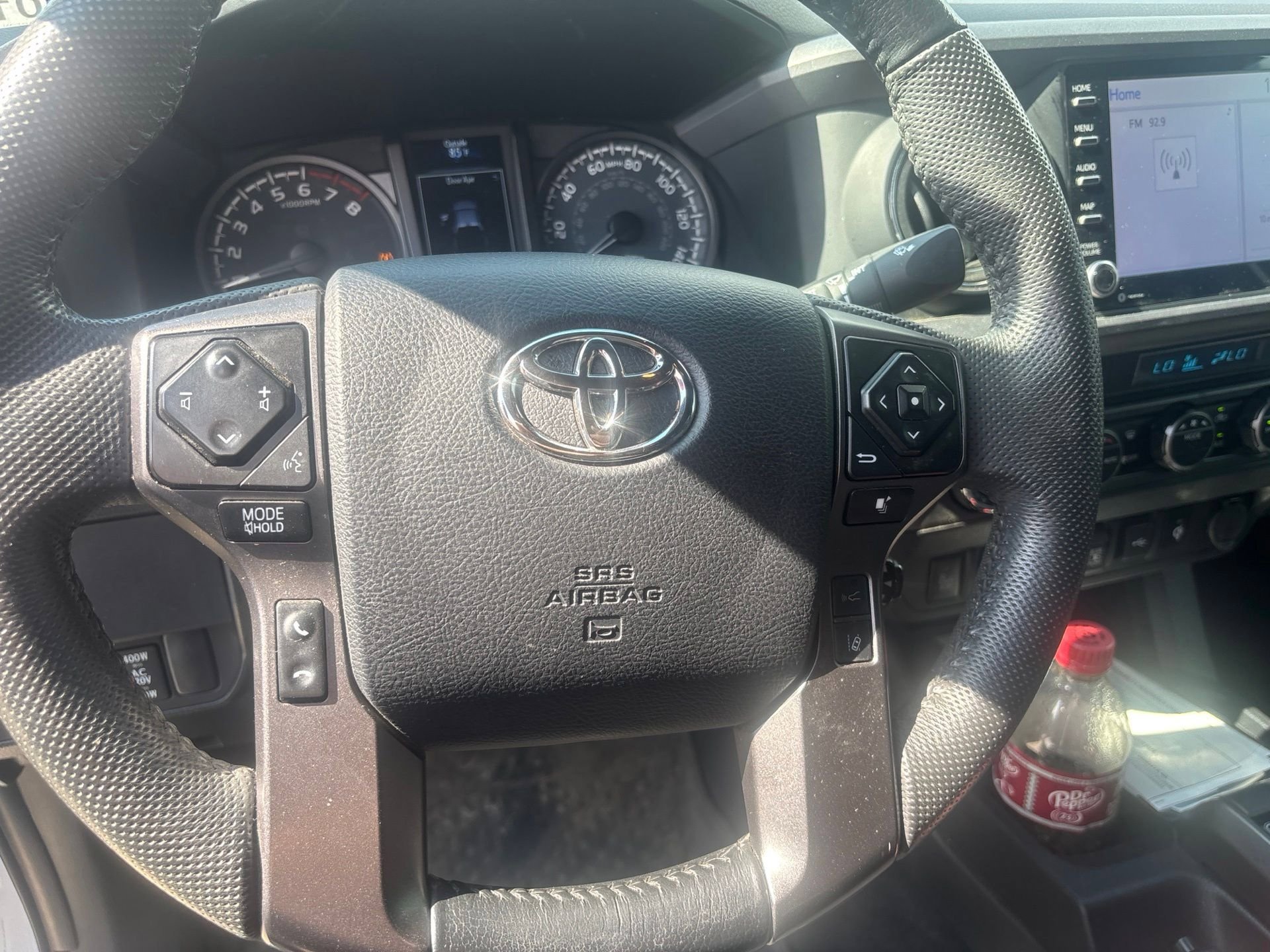 Used 2023 Toyota Tacoma TRD Off-Road w/ Technology Package AWD/4WD image 12