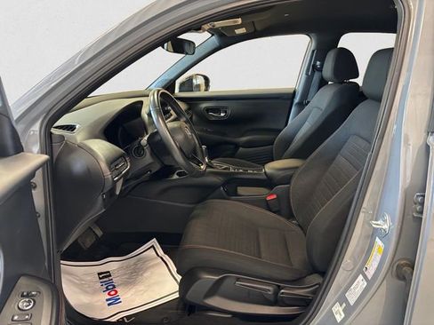 Used 2024 Honda HR-V Sport image 10
