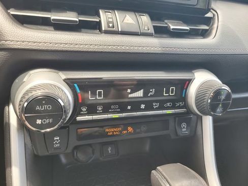 Used 2022 Toyota RAV4 XLE Premium FWD image 25