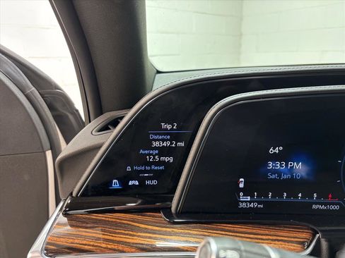 Used 2021 Cadillac Escalade Premium Luxury w/ Driver Assist Tech Package image 18