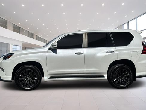 Used 2021 Lexus GX 460 Premium w/ Accessory Package AWD/4WD image 7