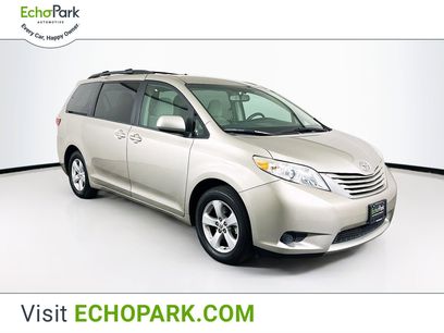 Used 2017 Toyota Sienna LE