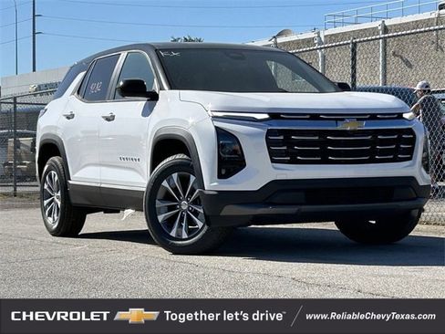 New 2026 Chevrolet Equinox LT w/ Safety and Technology Package image 2