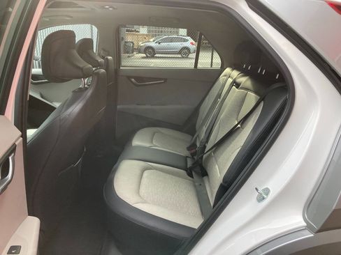 Used 2023 Kia Niro Wave w/ Wave Preserve Package image 11