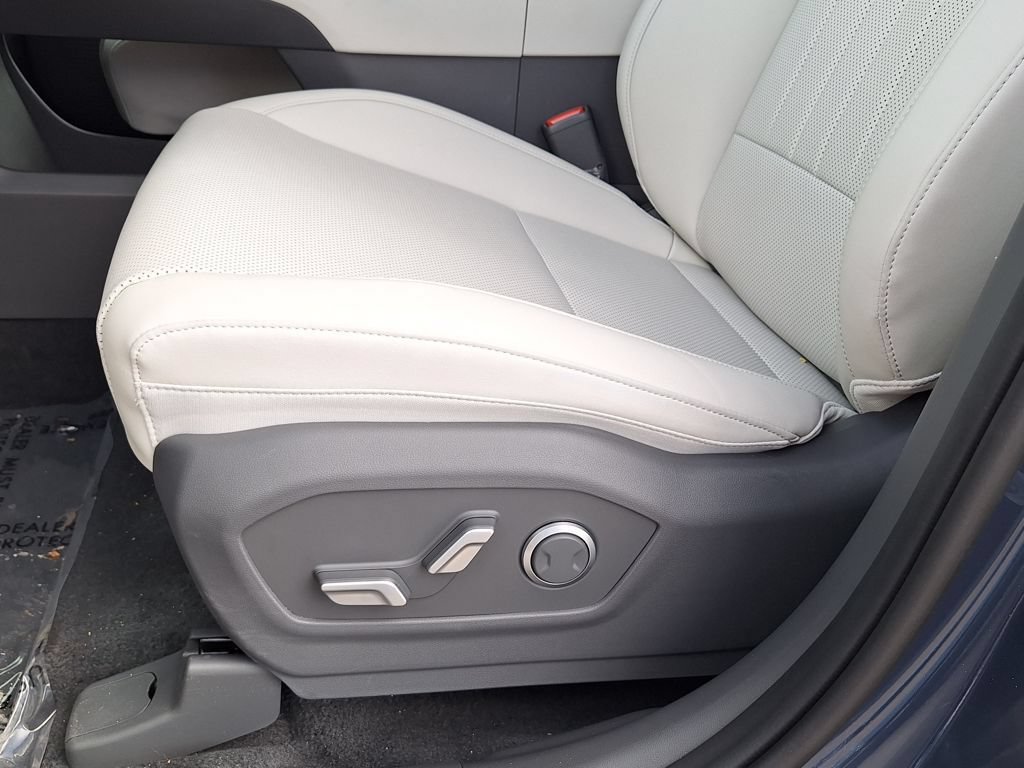 New 2025 Hyundai Santa Fe SEL AWD/4WD image 10