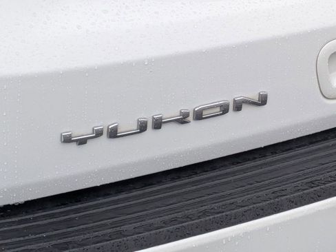 Used 2022 GMC Yukon AT4 w/ Max Trailering Package AWD/4WD image 11