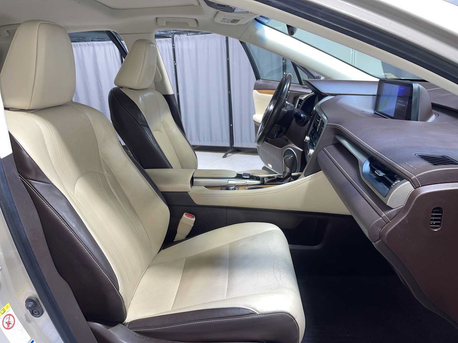 Used 2017 Lexus RX 350 AWD image 14