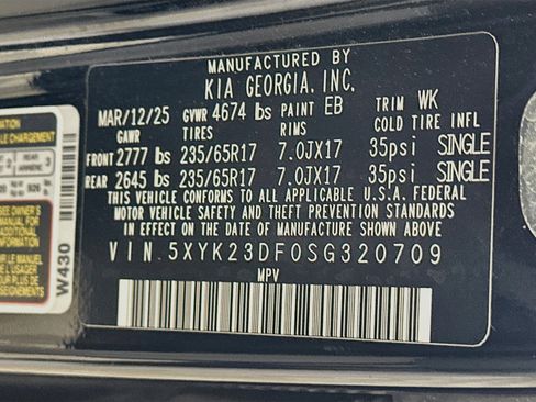 Used 2025 Kia Sportage LX FWD image 12