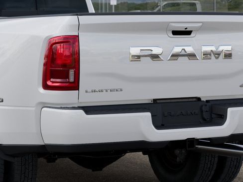 New 2026 RAM 3500 Limited AWD/4WD image 13