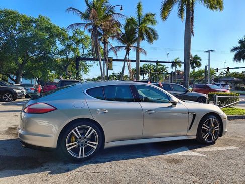 Used 2013 Porsche Panamera S image 12