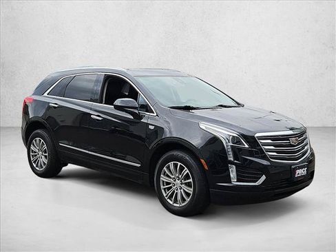 Used 2019 Cadillac XT5 Luxury FWD image 3