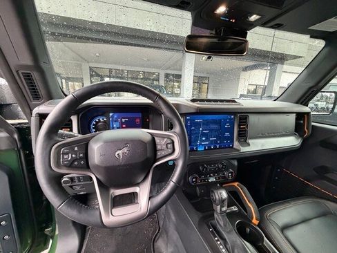 Certified 2024 Ford Bronco Badlands image 8