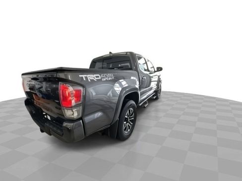 Used 2020 Toyota Tacoma TRD Sport w/ Technology Package image 8