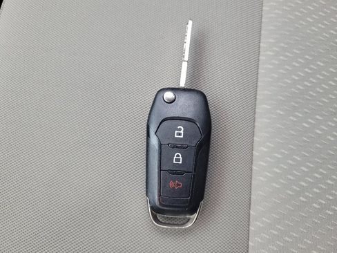 Used 2019 Ford EcoSport S FWD image 32