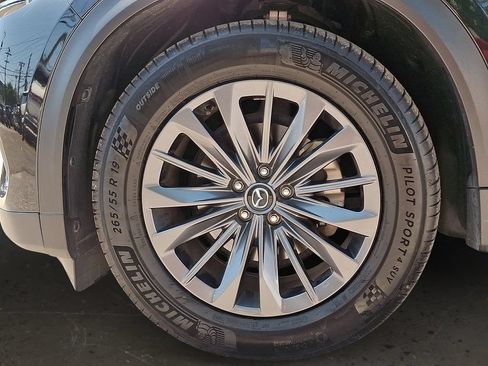 Used 2025 MAZDA CX-70 3.3 Turbo w/ Preferred Package AWD/4WD image 9