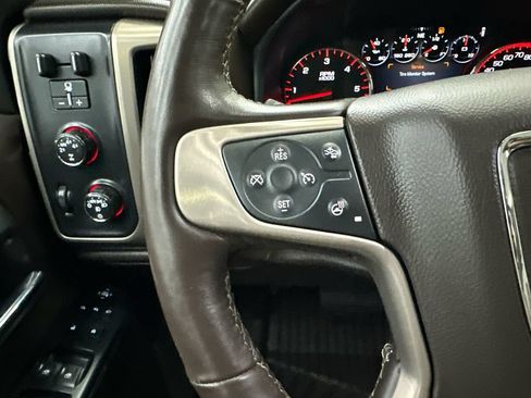 Used 2016 GMC Sierra 1500 Denali w/ Enhanced Driver Alert Package AWD/4WD image 27