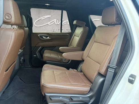 Used 2021 Chevrolet Tahoe High Country w/ Premium Package image 22