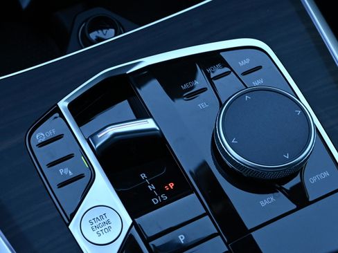 New 2026 BMW X5 xDrive40i w/ Premium Package image 18