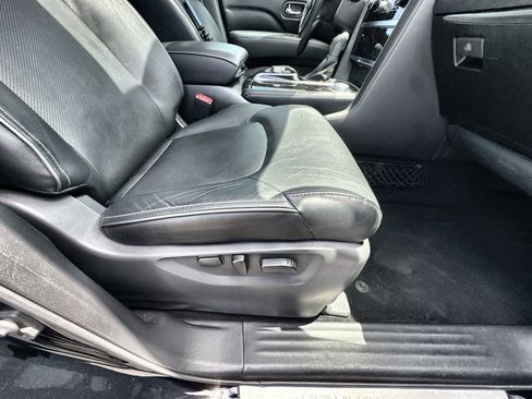 Used 2022 INFINITI QX80 Luxe w/ Cargo Package image 28