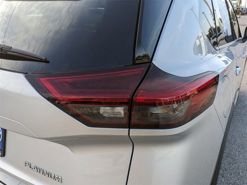 Used 2023 Nissan Rogue Platinum w/ Platinum Premium Package image 9