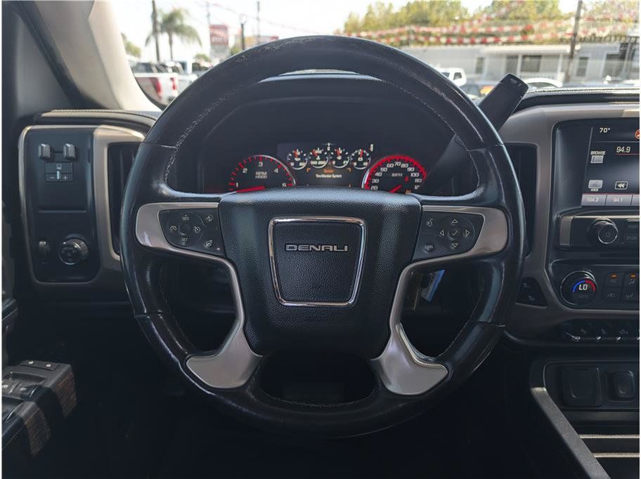 Used 2015 GMC Sierra 1500 Denali w/ Driver Alert Package RWD image 7