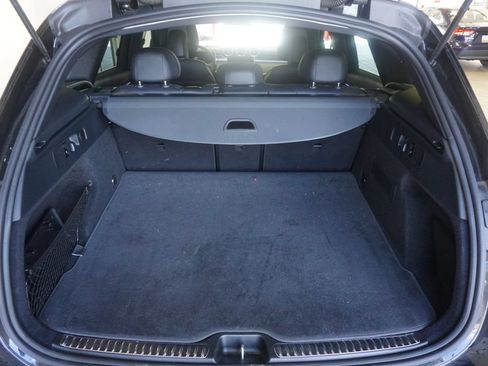 Used 2024 Mercedes-Benz GLC 300 4MATIC image 16