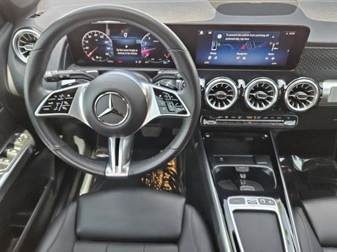 Certified 2025 Mercedes-Benz GLB 250 image 18