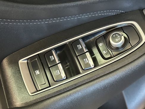 Used 2025 Subaru Outback Limited w/ Popular Package #2 AWD/4WD image 14