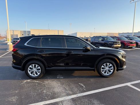 Used 2023 Honda CR-V LX image 7