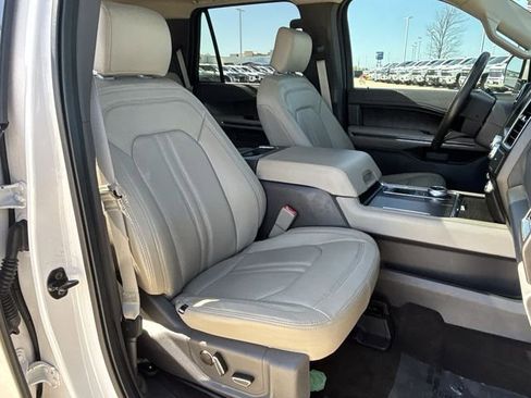 Used 2019 Ford Expedition Limited w/ Equipment Group 301A image 33