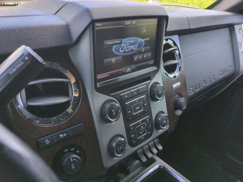 Used 2015 Ford F350 Lariat w/ Lariat Ultimate Package AWD/4WD image 29