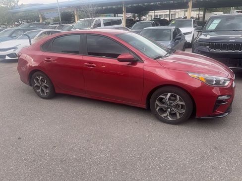 Used 2021 Kia Forte LXS FWD image 4