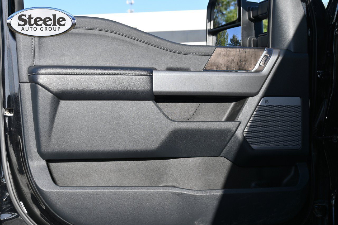 Used 2025 Ford F250 Lariat w/ Chrome Package AWD/4WD image 19