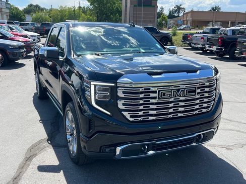 Used 2024 GMC Sierra 1500 Denali w/ Denali Reserve Package AWD/4WD image 5