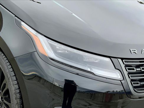 New 2026 Land Rover Range Rover Velar Dynamic SE image 16