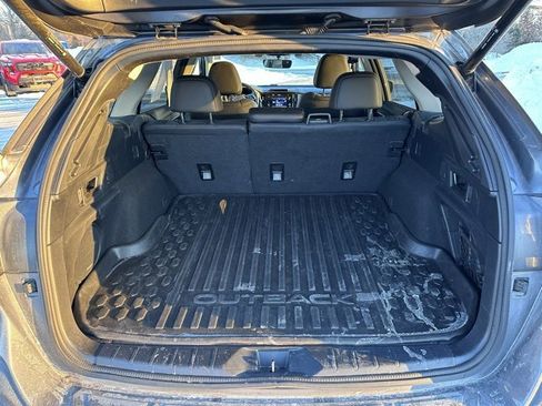 Used 2021 Subaru Outback Limited image 10