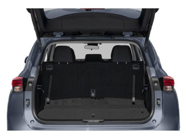 Used 2021 Toyota Highlander LE FWD image 11