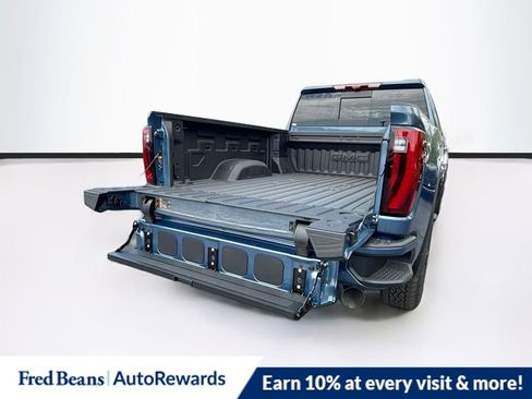 New 2026 GMC Sierra 2500 Denali w/ Denali Reserve Package AWD/4WD image 35