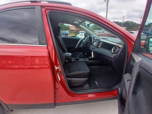 Used 2014 Toyota RAV4 LE FWD image 20