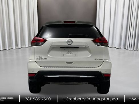 Certified 2020 Nissan Rogue SV w/ Sun & Sound Touring Package AWD/4WD image 6