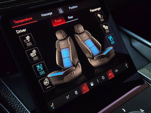 Certified 2025 Cadillac Escalade V w/ LPO, ONYX Package AWD/4WD image 21