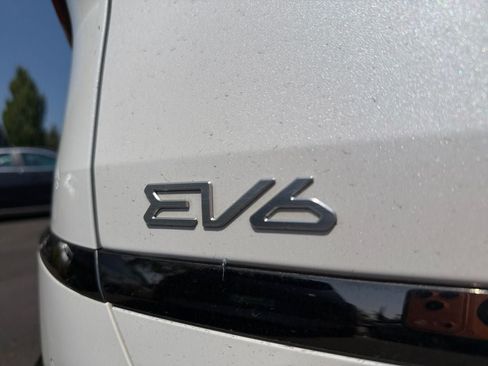 Used 2024 Kia EV6 GT-Line AWD/4WD image 35